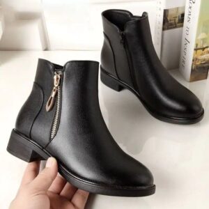 women trendy boots shoes