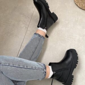 trends chelsea boots for women
